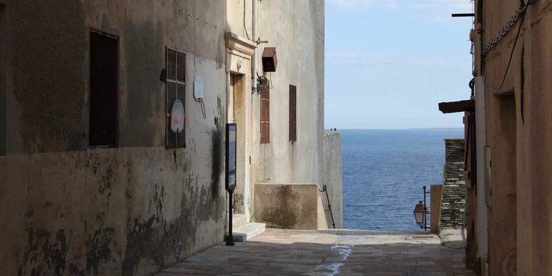 洛阳房产70：二手房市场透视与城市生活服务新生态